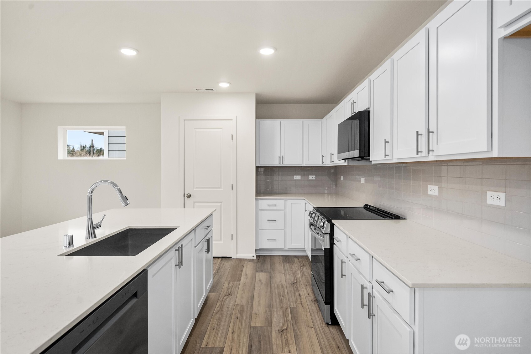 13428 323rd Drive Southeast Sultan, WA 98294 - Photo 15 of 38