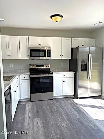 $244,995 | 306 Foxtrace Lane, Hubert, NC 28539