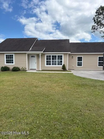 $244,995 | 306 Foxtrace Lane, Hubert, NC 28539