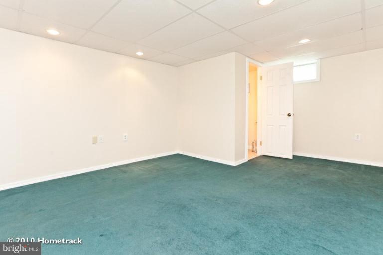 8423 Kings Ridge Road Parkville, MD 21234 - Photo 15 of 21 a view of an empty room