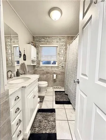 $350,000 | 2 Tara Lane, Faucett, MO 64448