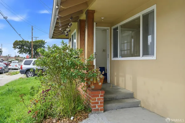 $699,000 | 3421 Roosevelt Avenue, Richmond, CA 94805