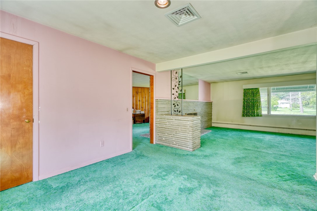 492 Drumm Road Webster, NY 14580 - Photo 15 of 48 DINING ROOM
