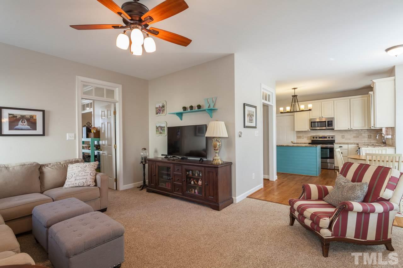 1909 Farmington Grove Drive Raleigh, NC 27614 - Photo 7 of 30