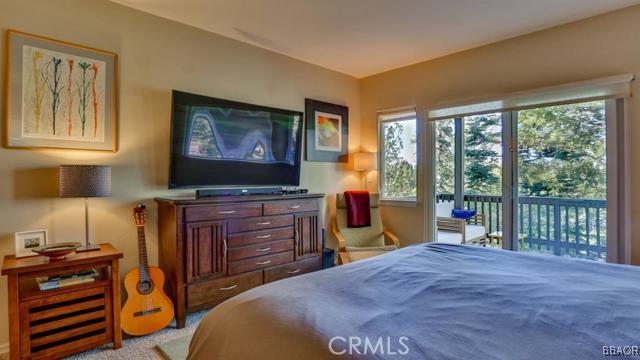 333 Grizzly Road Lake Arrowhead, CA 92352 - Photo 13 of 36 Gallery Image 13