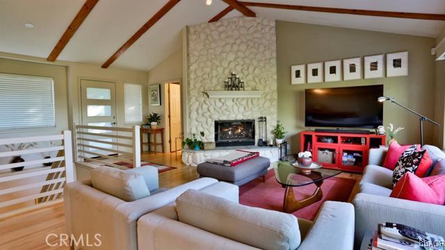 333 Grizzly Road Lake Arrowhead, CA 92352 - Photo 7 of 36 Gallery Image 7