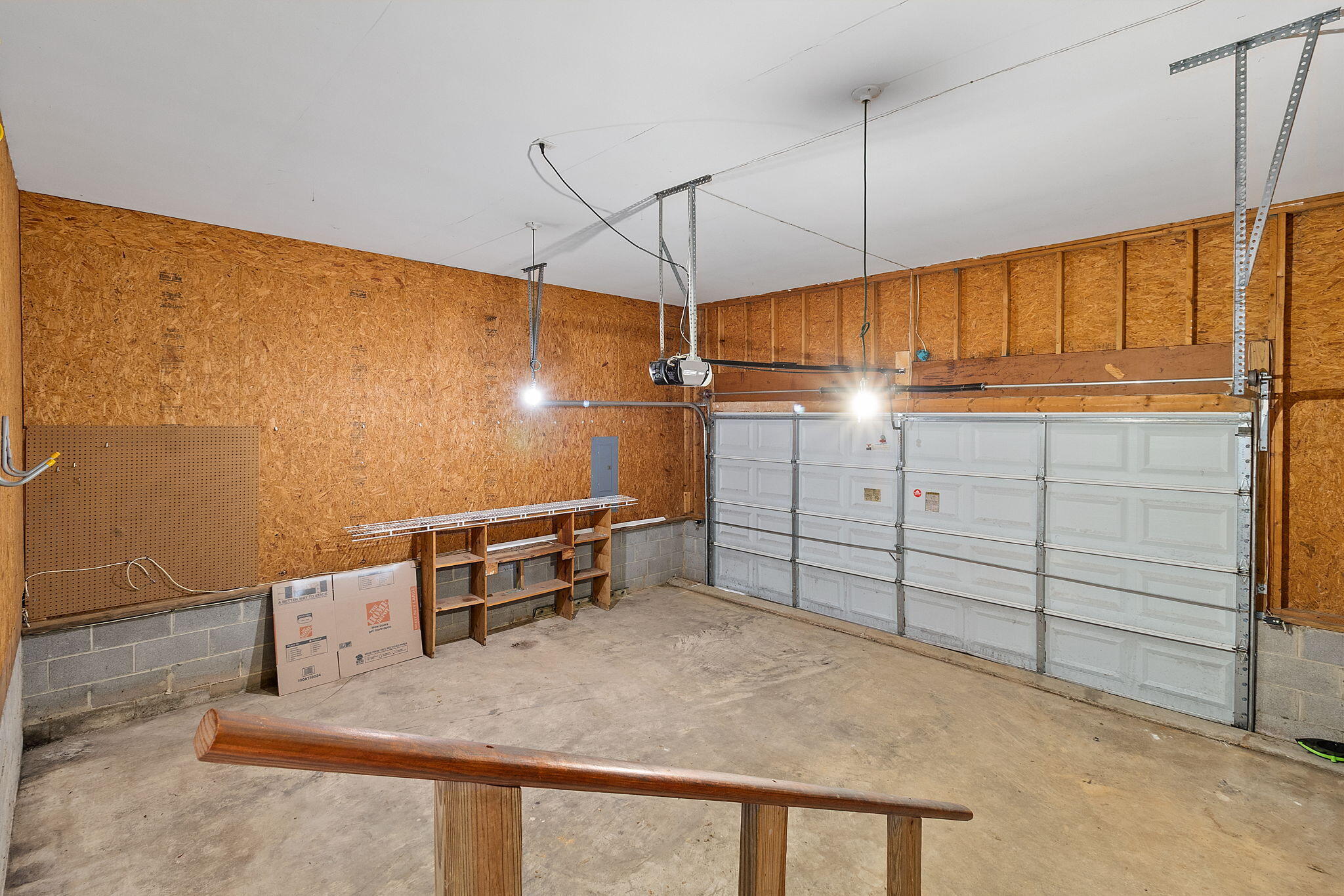 1704 North Concord Road Chattanooga, TN 37421 - Photo 30 of 39 Garage