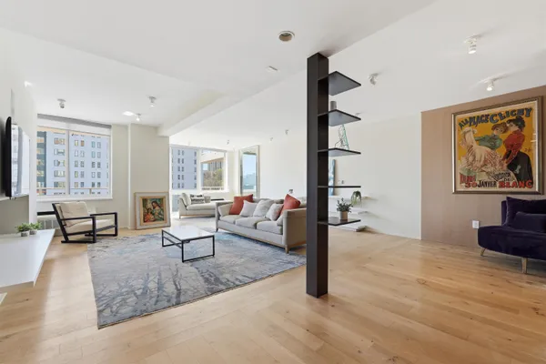 $899,000 | 1008 Hudson Park, Edgewater, NJ 07020