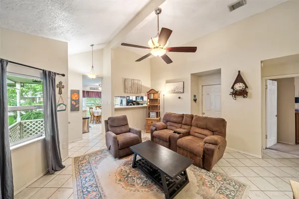 $1,850 | 12114 Westwold Drive, Tomball, TX 77377