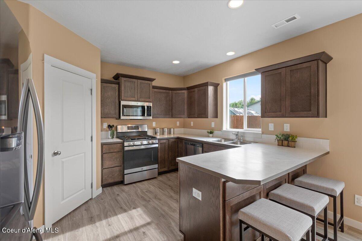 210 4th Street Dover, ID 83825 - Photo 27 of 70 27-Kitchen
