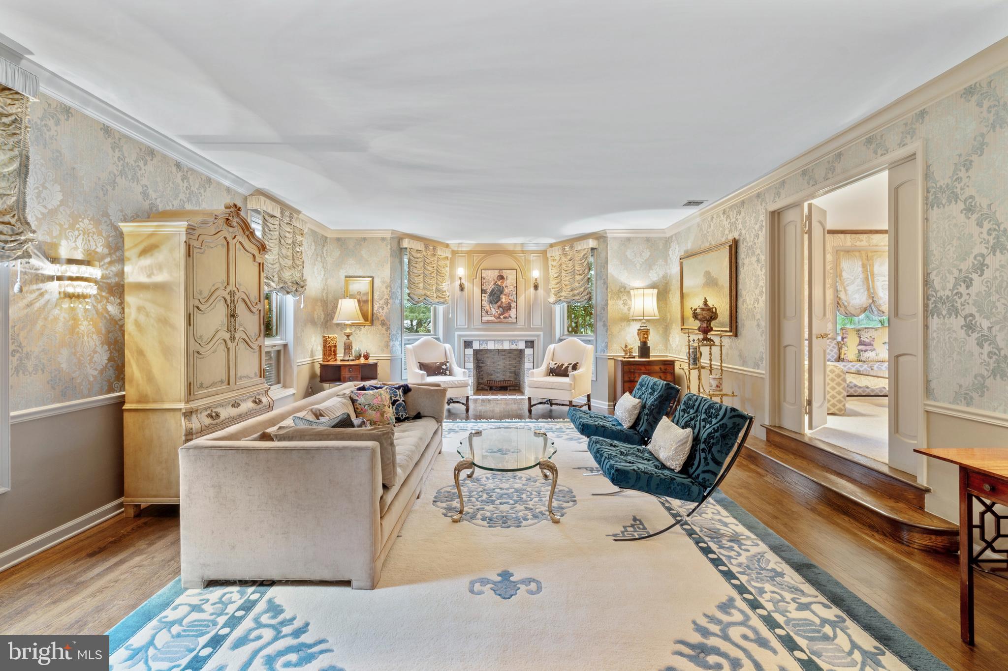 1101 Mill Road Jenkintown, PA 19046 - Photo 5 of 37 Living Room