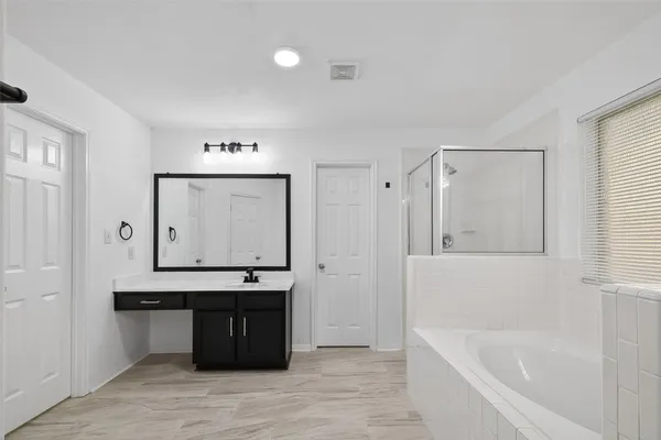 $2,800 | 15807 Sonoma Park Drive, Houston, TX 77049