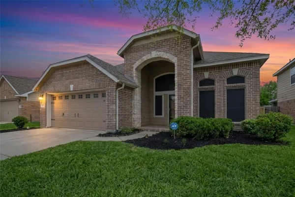 $2,800 | 15807 Sonoma Park Drive, Houston, TX 77049