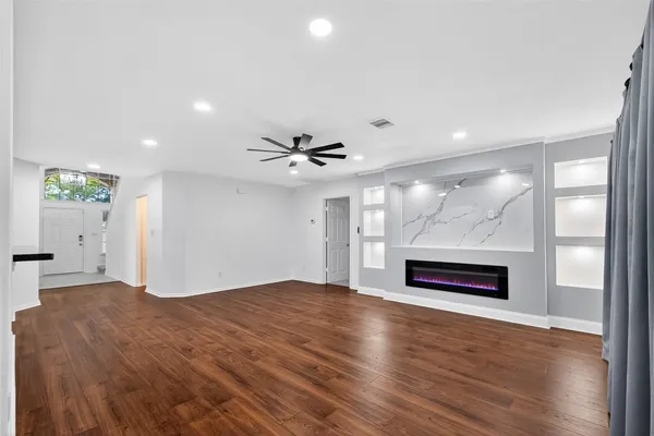 $2,800 | 15807 Sonoma Park Drive, Houston, TX 77049