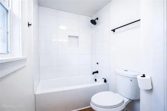 $2,200 | 1039 Astor Avenue Southwest, Atlanta, GA 30310