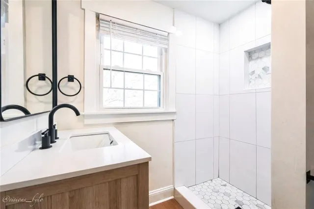 $2,200 | 1039 Astor Avenue Southwest, Atlanta, GA 30310