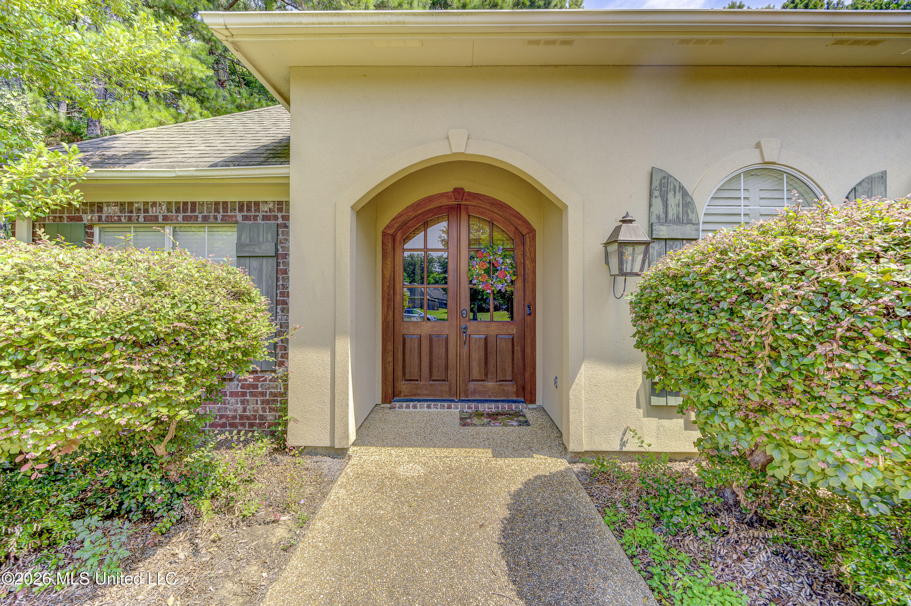 137 Baileys Ridge Circle Clinton, MS 39056 - Photo 3 of 67 49 Front Entryway