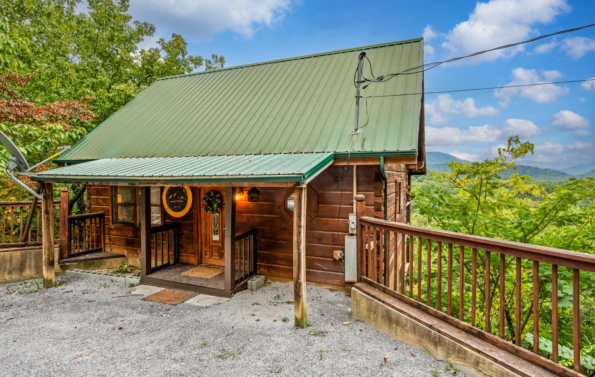 3070 Ridgecrest Way Sevierville, TN 37862 - Photo 1 of 44 Gallery Image 1