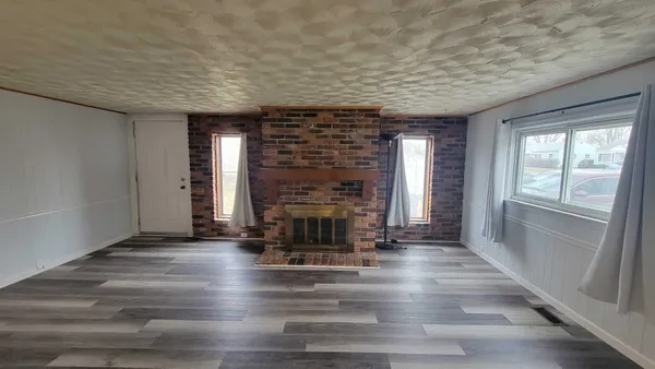 $336,900 | 655 Robinwood Drive, Troy, MI 48083