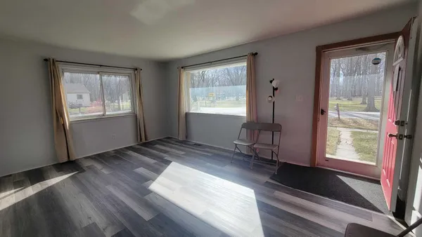 $349,900 | 655 Robinwood Drive, Troy, MI 48083