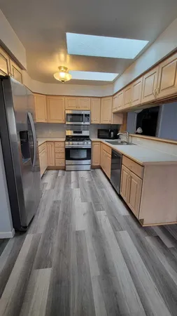 $349,900 | 655 Robinwood Drive, Troy, MI 48083