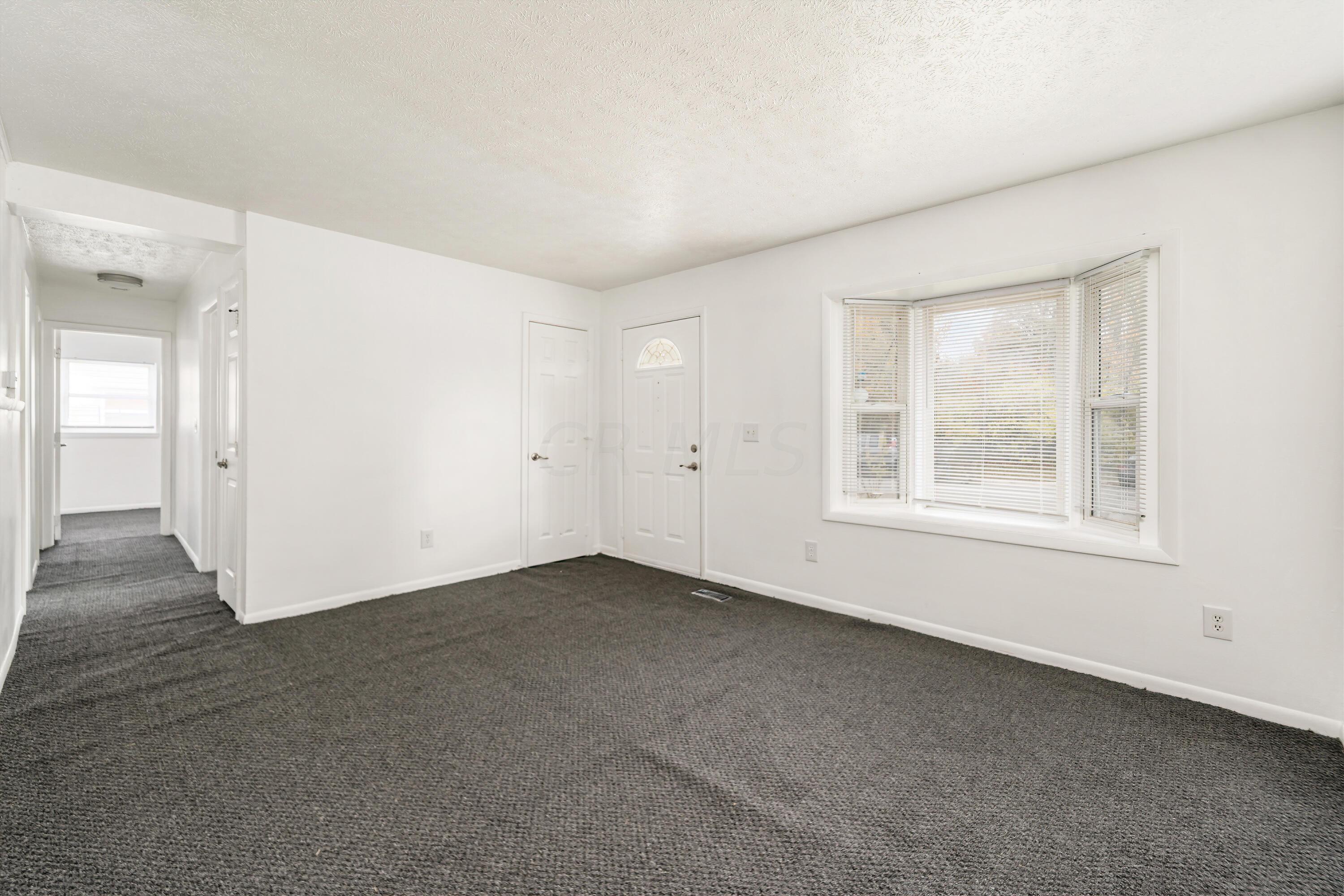 2553 Gatewood Road Columbus, OH 43219 - Photo 4 of 23 Pic 4