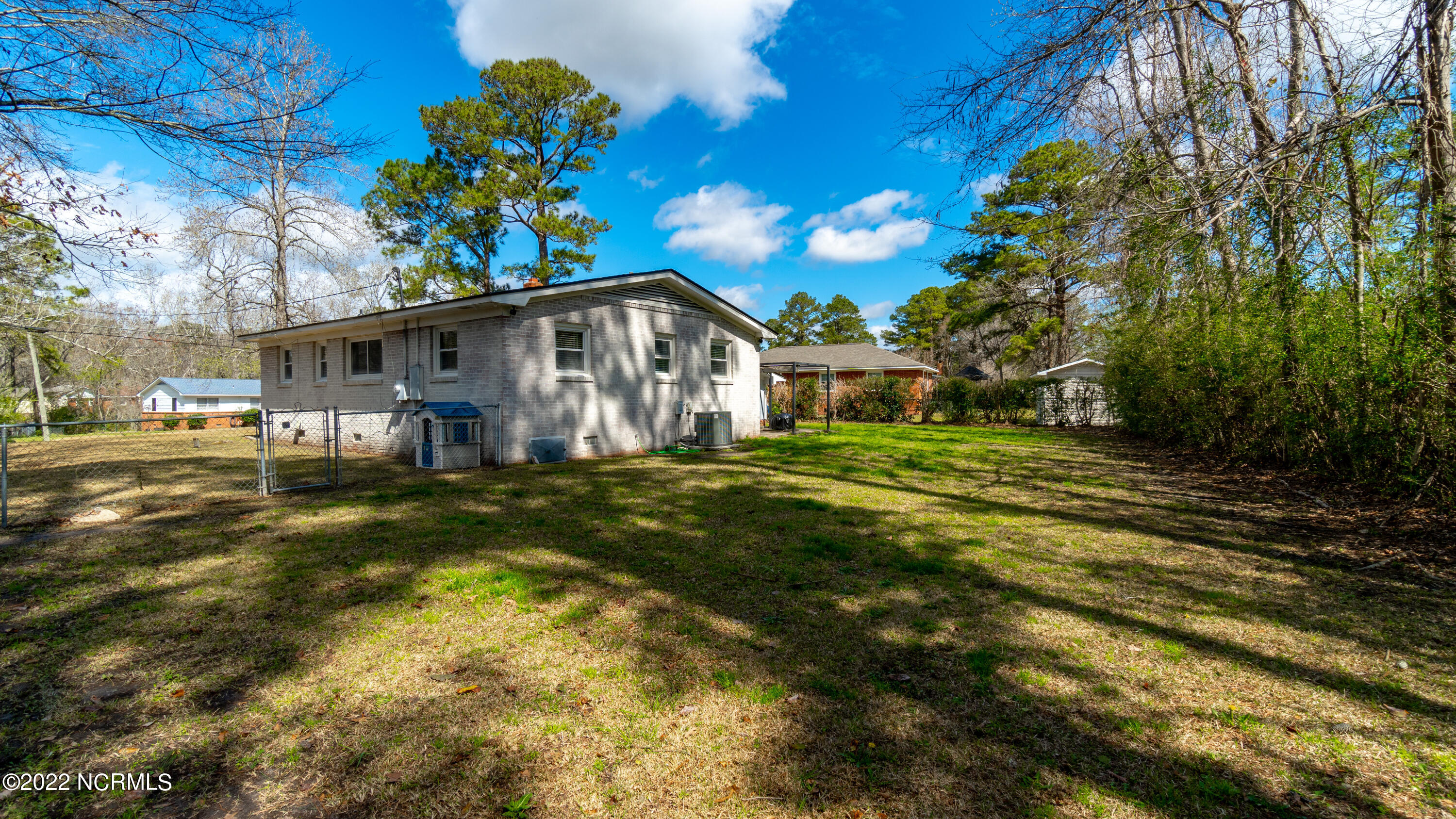 204 Cardinal Road Jacksonville, NC 28546 - Photo 18 of 24 1-13