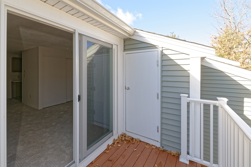 3 Post Oak Lane, Unit 9 Natick, MA 01760 - Photo 25 of 30 a view of front door