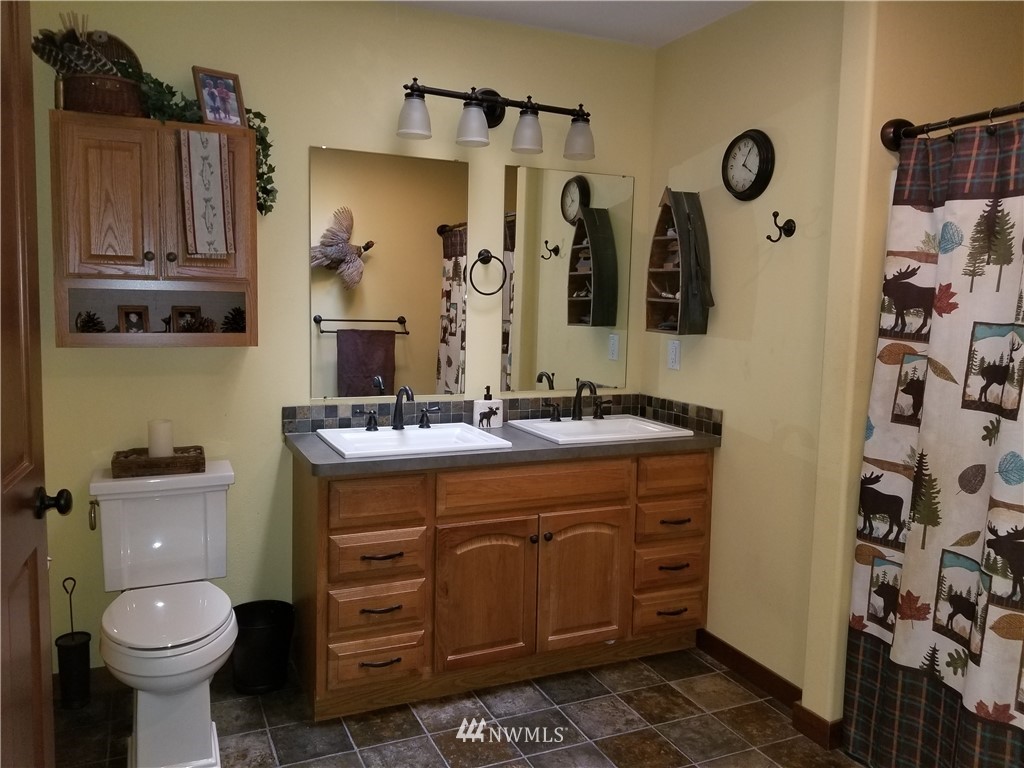 24110 Martin Road Sedro-Woolley, WA 98284 - Photo 21 of 25 Gallery Image 21