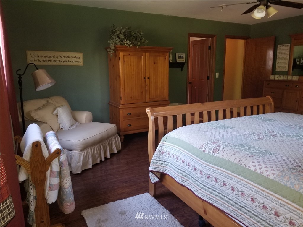 24110 Martin Road Sedro-Woolley, WA 98284 - Photo 10 of 25 Gallery Image 10