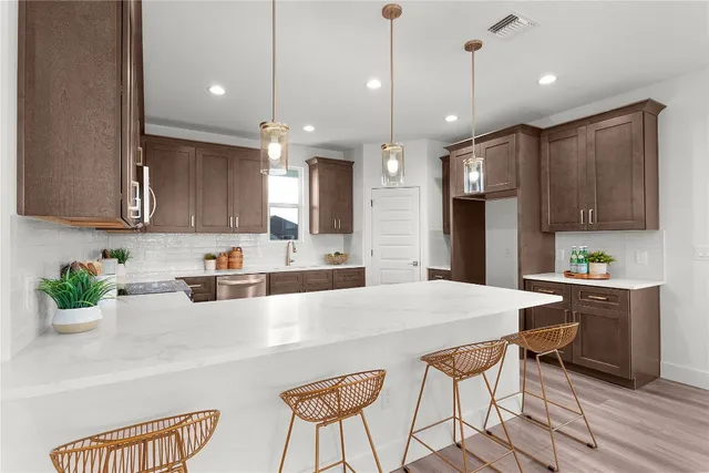 $399,720 | 214 Cailin Court, Burnet, TX 78611