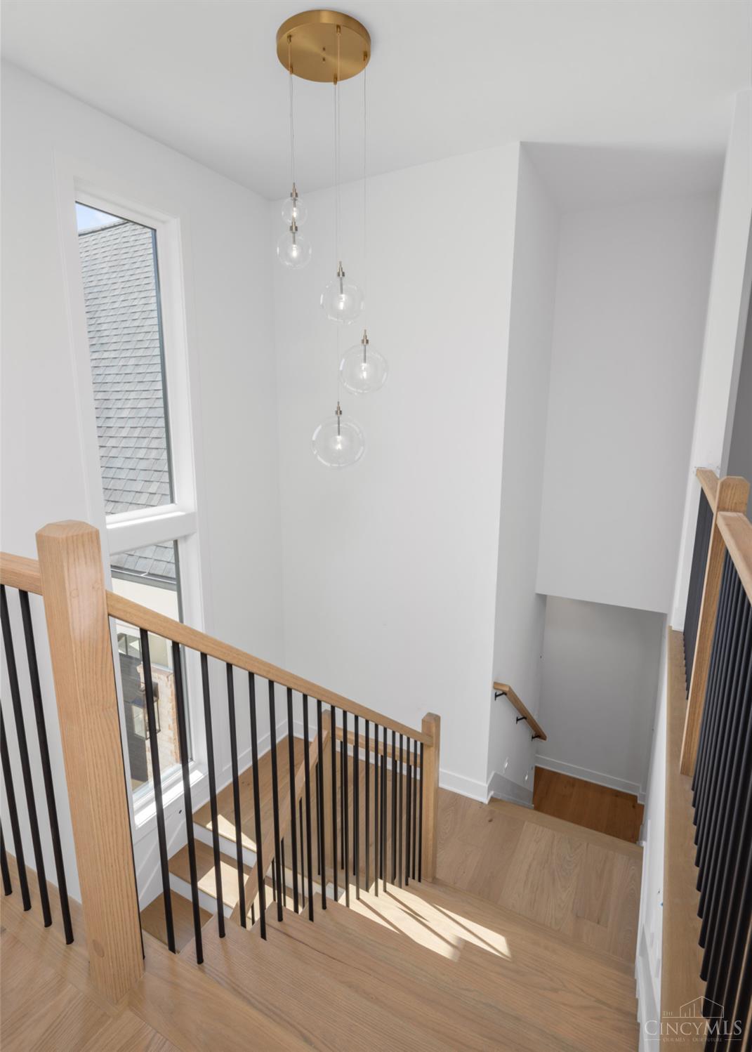 6952 Shadow Ridge Road Cincinnati, OH 45230 - Photo 13 of 24 Dual Staircase