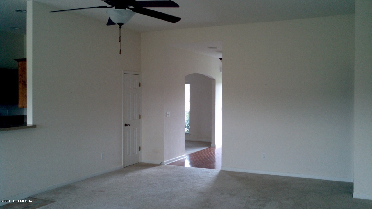 4509 Ranch Pines Way Middleburg, FL 32068 - Photo 6 of 11 Living Room