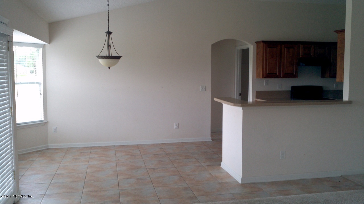 4509 Ranch Pines Way Middleburg, FL 32068 - Photo 7 of 11 Kitchen - Breakfast