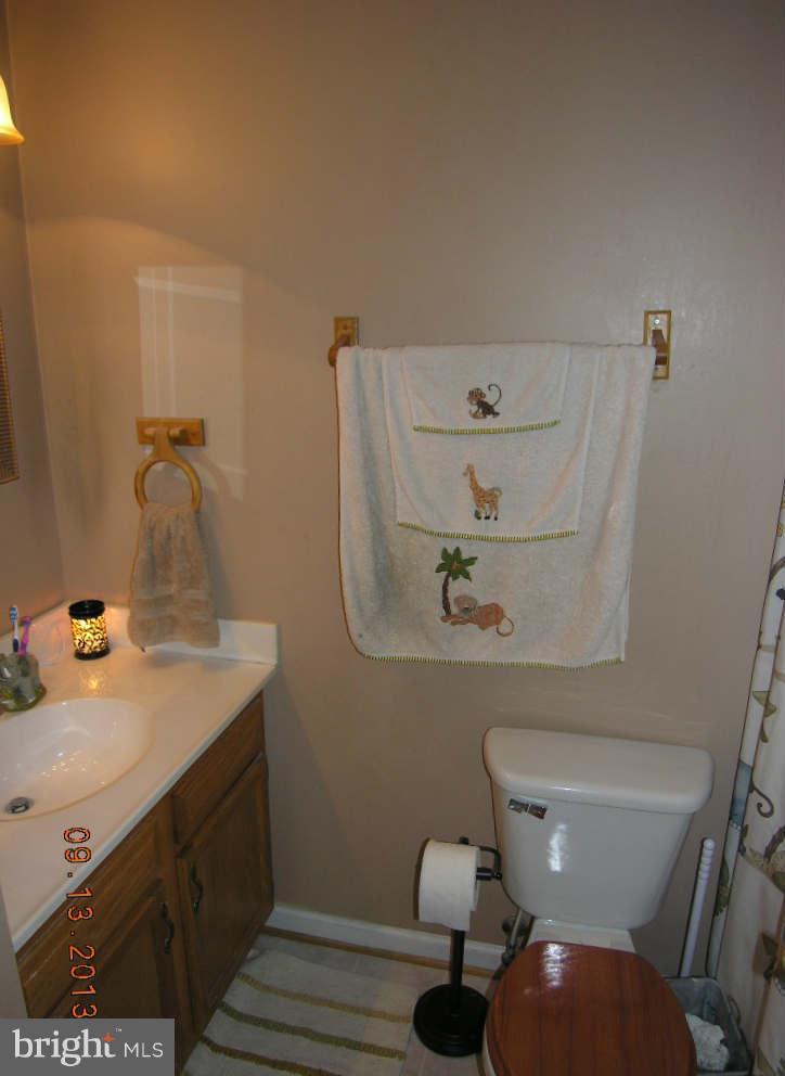 214 East 2nd Avenue Ranson, WV 25438 - Photo 6 of 17 Bath