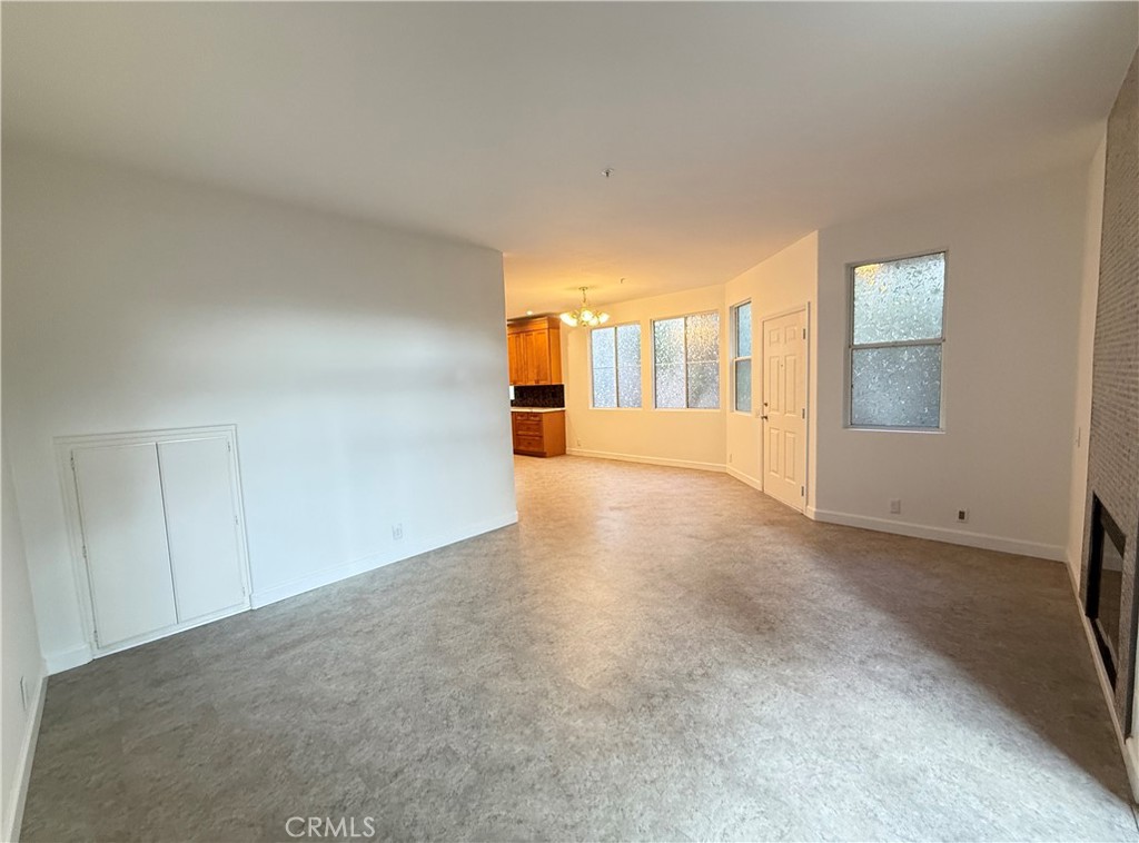 1288 Chaparral Circle San Luis Obispo, CA 93401 - Photo 10 of 47 Living Room