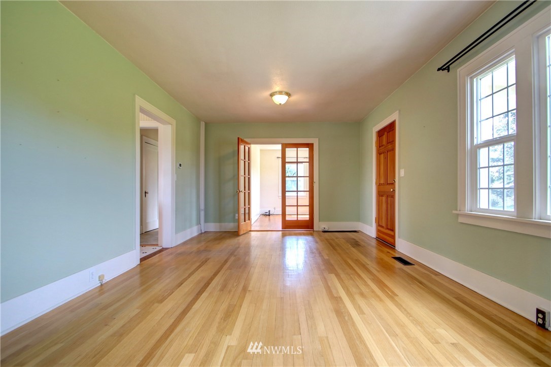 604 Gardner Road Burlington, WA 98233 - Photo 4 of 24 Gallery Image 4