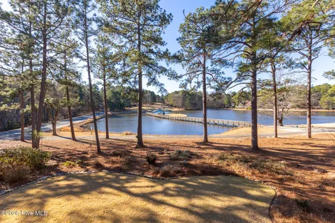 $515,000 | 253 Devonshire Avenue West, West End, NC 27376