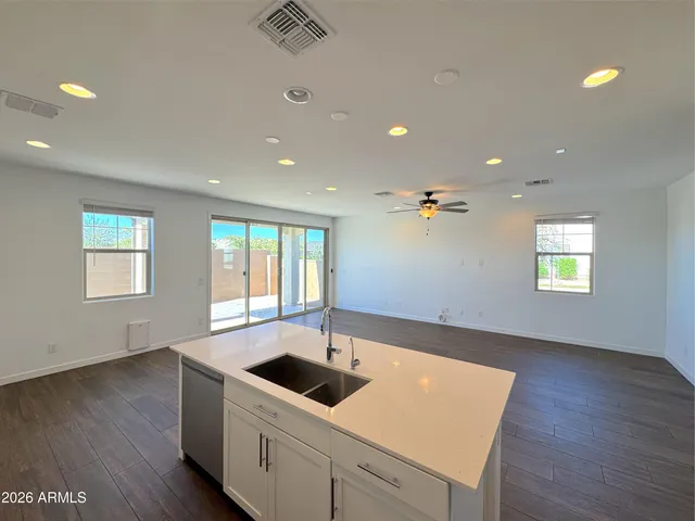 $2,595 | 9903 East Tillman Avenue, Mesa, AZ 85212