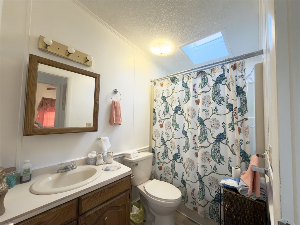 16 Mobile Home Way Springfield, MA 01119 - Photo 7 of 12 Gallery Image 7