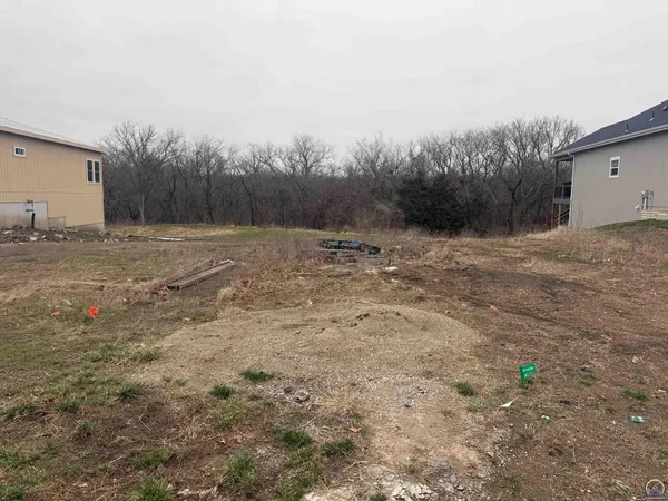$49,500 | Lot 7 Southwest Lakeside Drive, Topeka, KS 66610