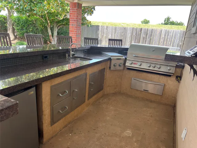 $675,000 | 8623 North Fitzgerald Way, Missouri City, TX 77459