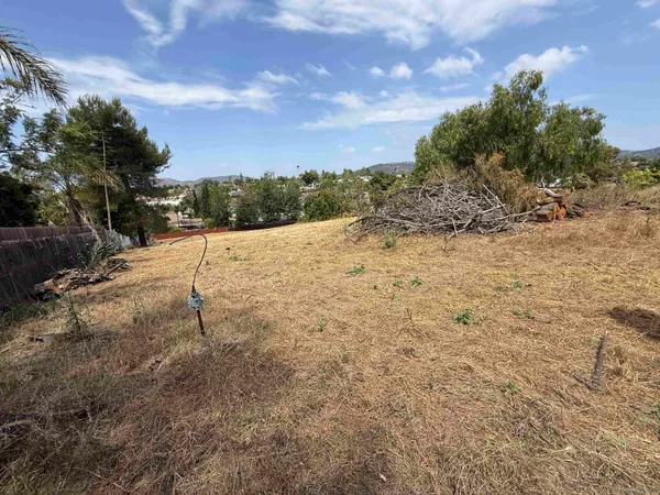 $900,000 | 1565 Montiel Road, Unit 22609269, San Marcos, CA 92069