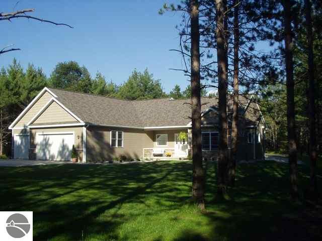 1050 Fisher Road Traverse City, MI 49685 - Photo 1 of 15 1702355.JPG