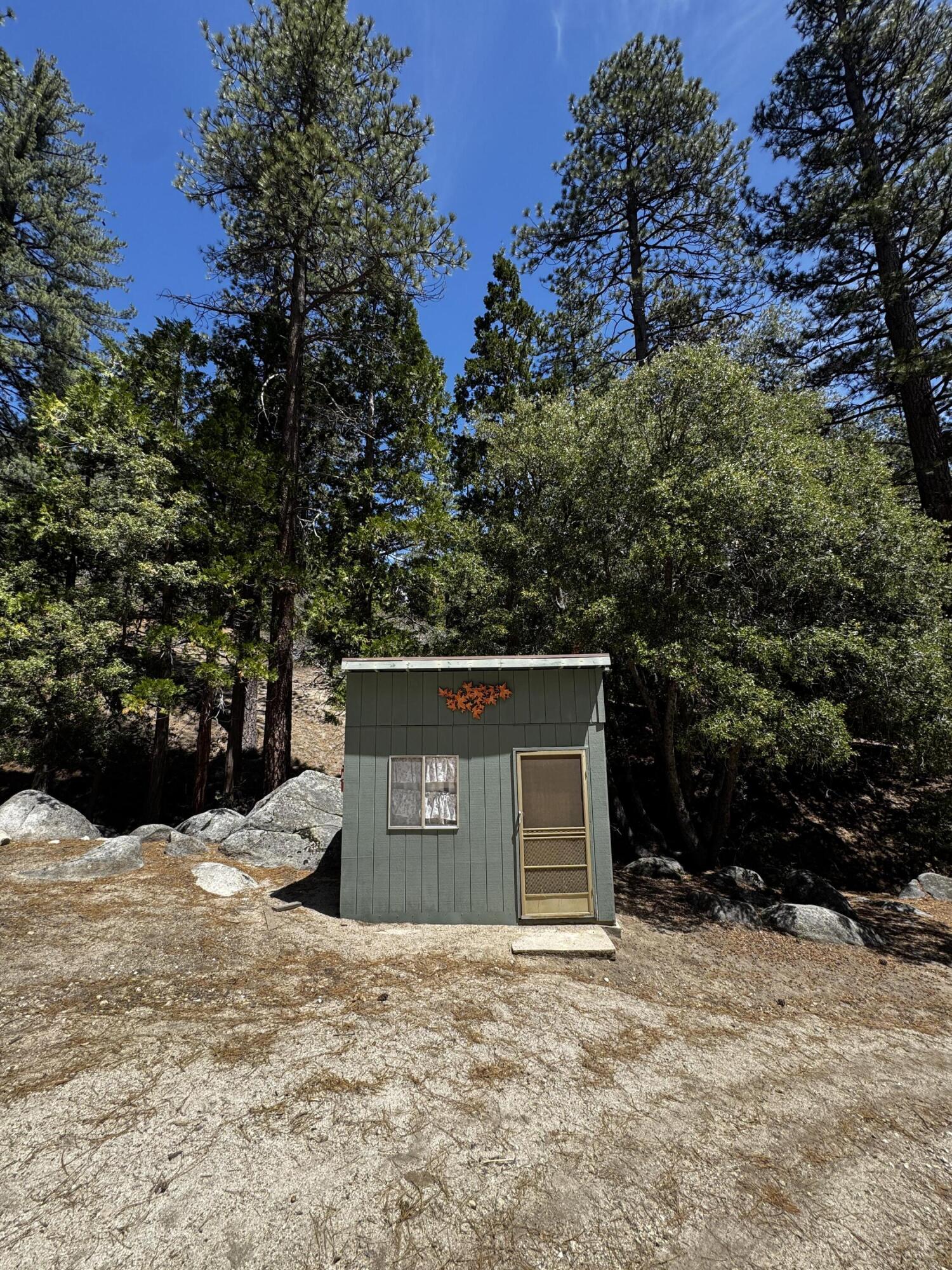 52670 Forest Rte 4S02 Idyllwild, CA 92549 - Photo 30 of 51 a view of outdoor space and yard