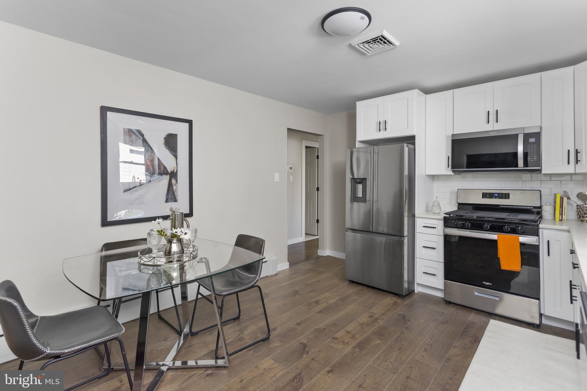 718 East Howell Street Hamilton, NJ 08610 - Photo 12 of 33