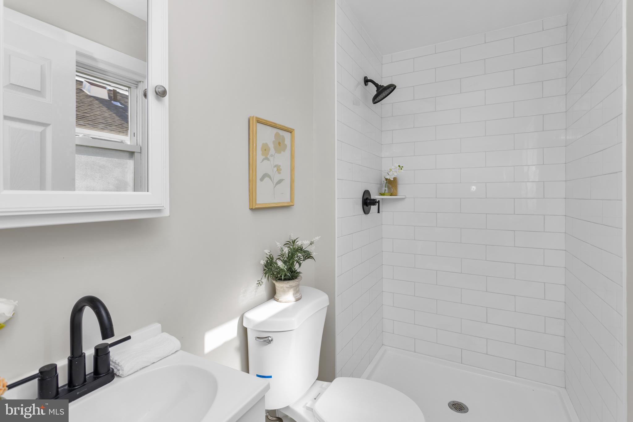 718 East Howell Street Hamilton, NJ 08610 - Photo 17 of 33