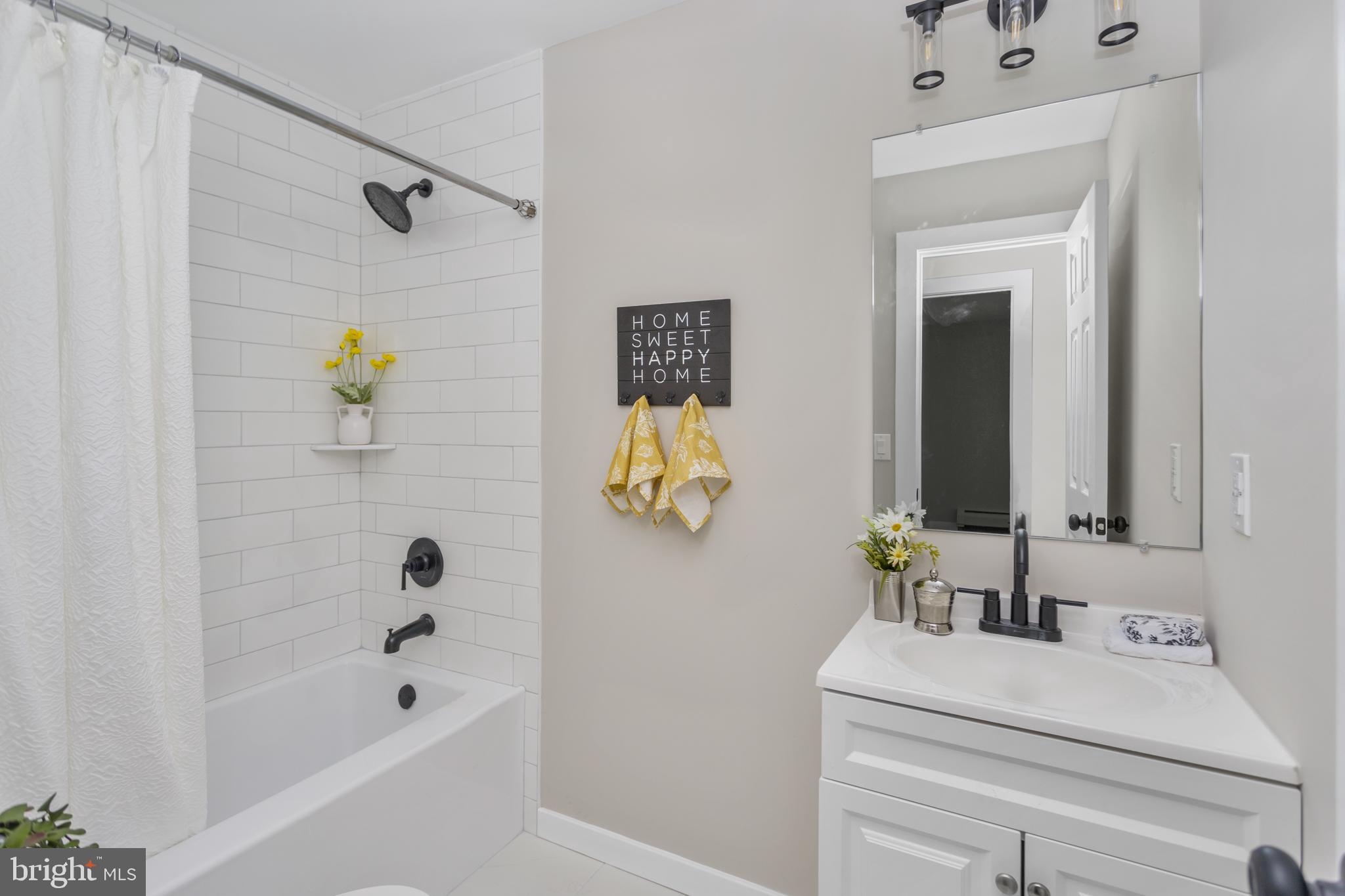 718 East Howell Street Hamilton, NJ 08610 - Photo 21 of 33