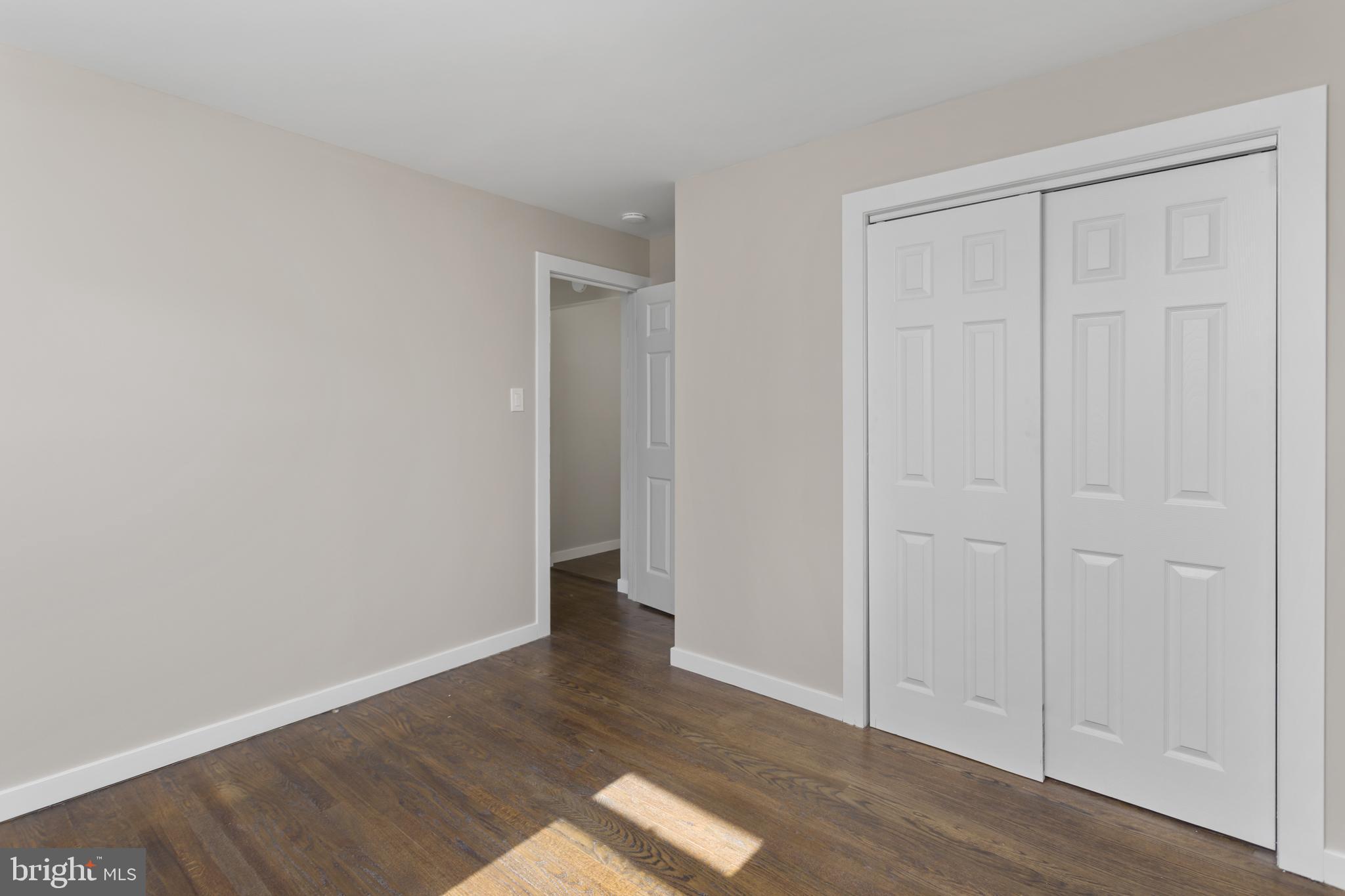 718 East Howell Street Hamilton, NJ 08610 - Photo 23 of 33