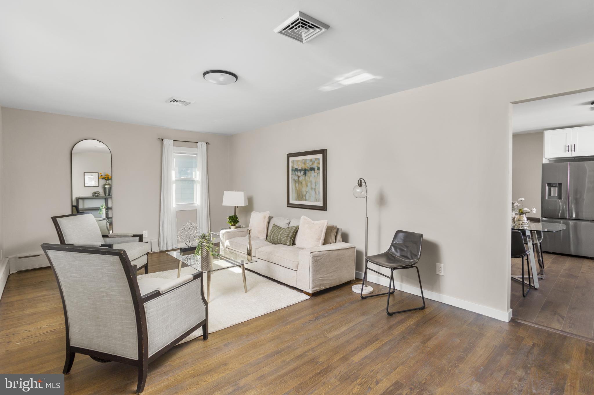 718 East Howell Street Hamilton, NJ 08610 - Photo 8 of 33